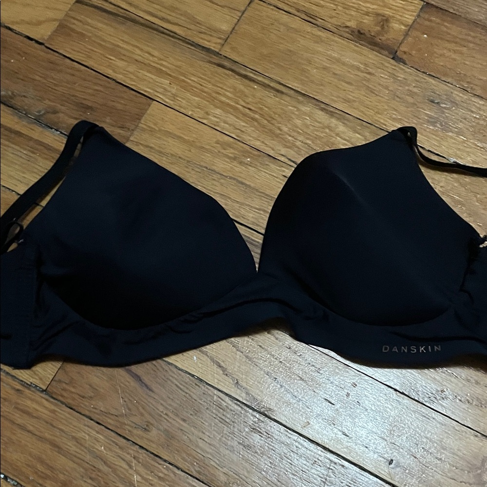 Danskin Women's Elegant Black Bra